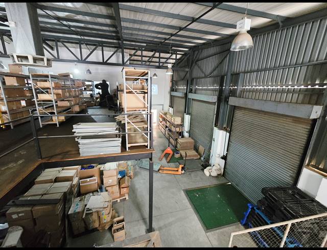 1,280M² WAREHOUSE FOR SALE IN HOOGLAND